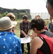 SPECTACLE ITIN�RANT : En �tat de si�ge