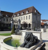 Visite des apothicaireries de l'H�tel Dieu