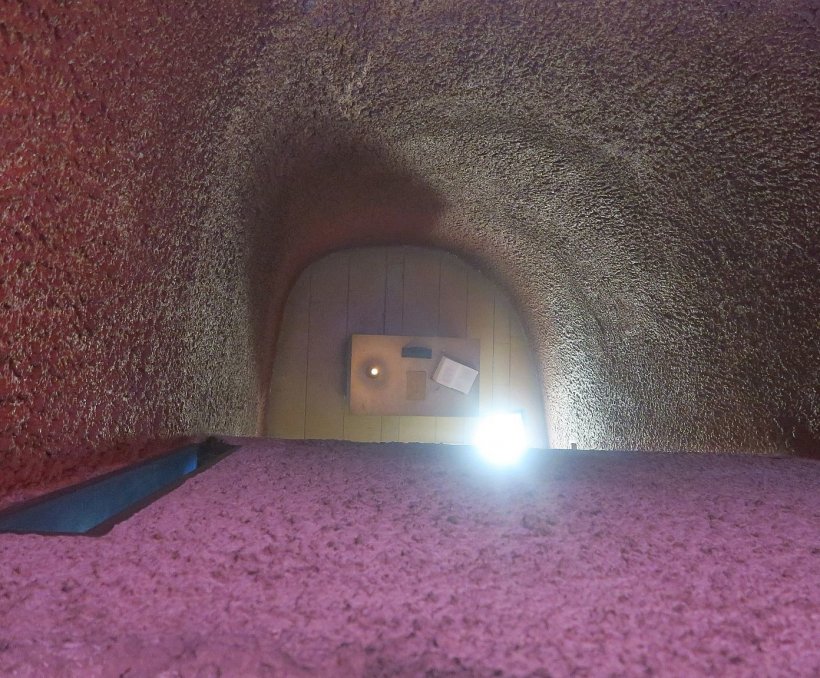 Visite de la coque (toit) de la chapelle Le Corbusier