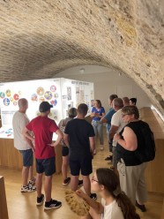Visite guid�e de La Maison de la Vache Qui Rit