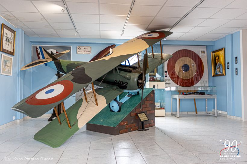 Visite mus�e Maurice Happe � la BA 116