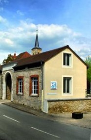 Le Franc-Comtois : son assiette et son verre