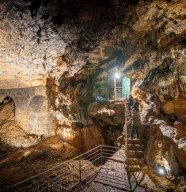 Visite : Grotte de Cravanche