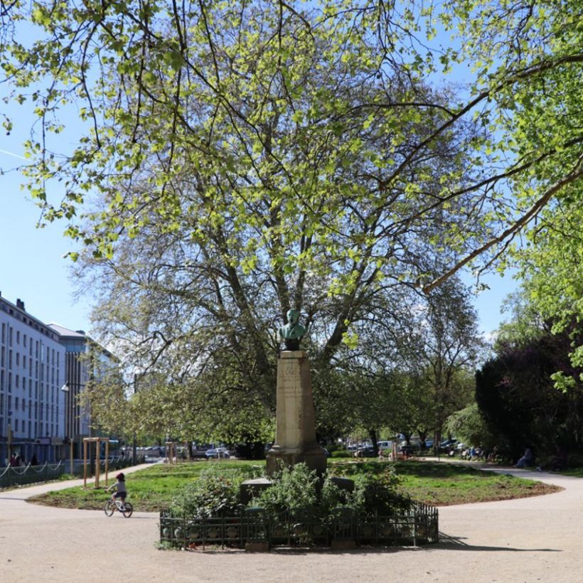 Visite : De squares en jardins