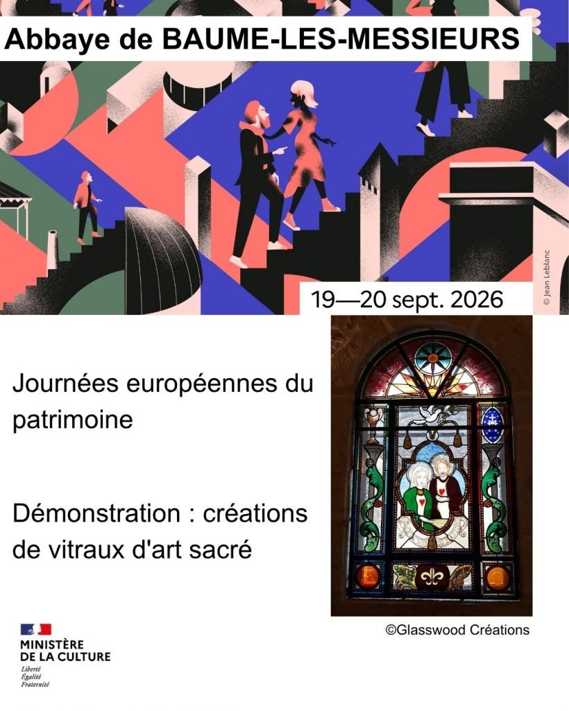 D�monstration : cr�ations de vitraux d'art sacr�