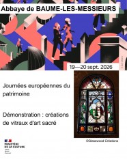 D�monstration : cr�ations de vitraux d'art sacr�