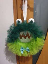 Les petites mains cr�atives pr�parent Halloween