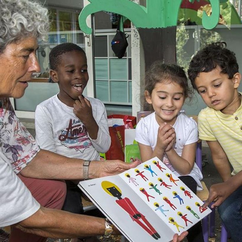Lectures d�bat : �galit� filles gar�ons (3-6 ans)
