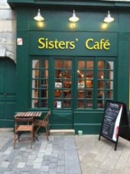 Sisters' Caf�